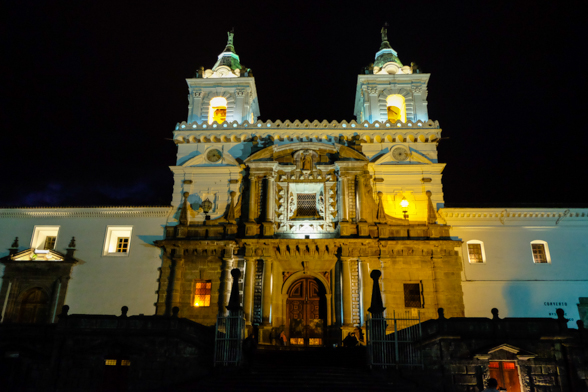 Quito, Plaza de San Francisco, Iglesia y Monasterio de San Francisco